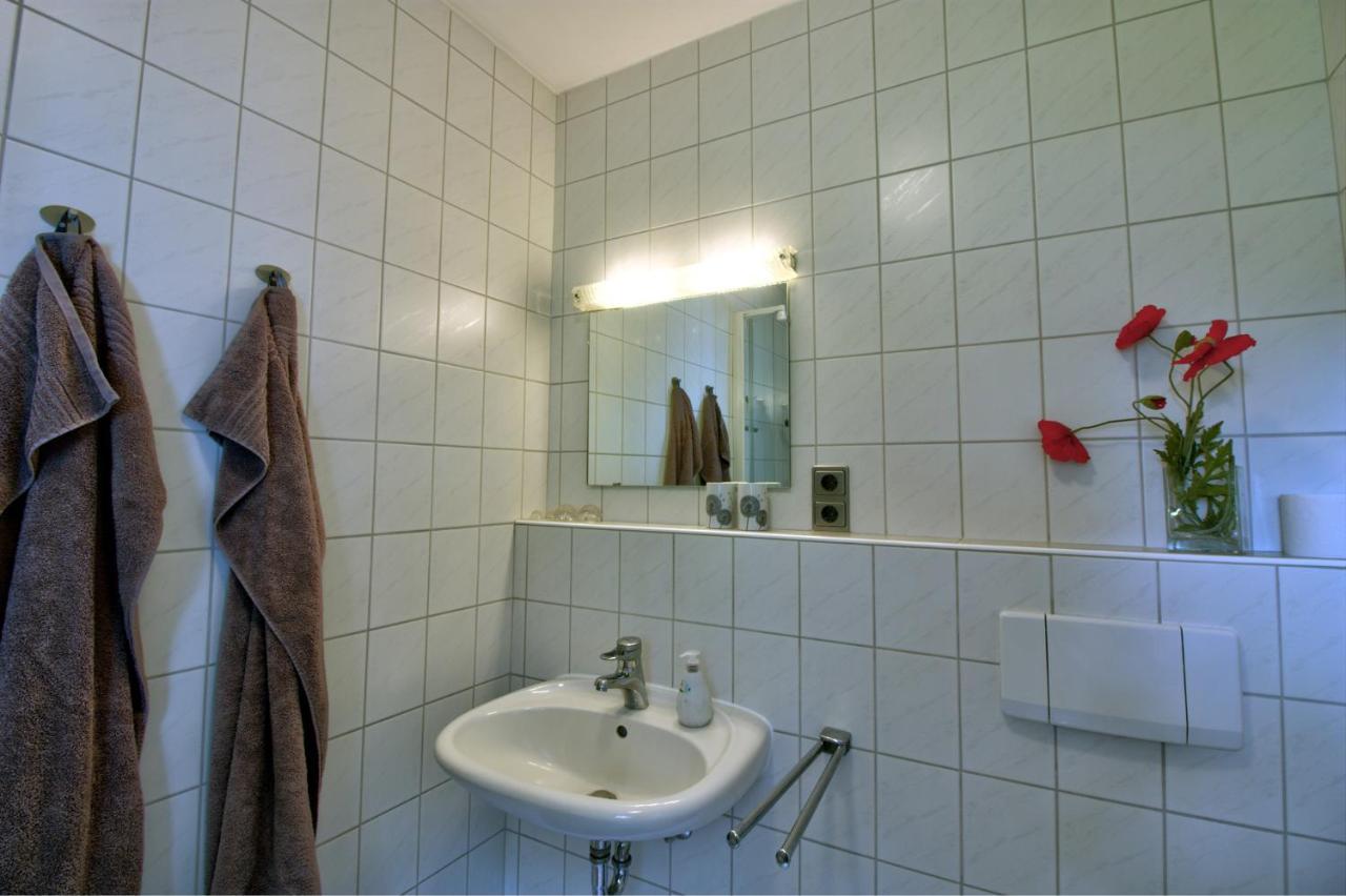Haus Tapken Mit Meerblick Varel Esterno foto