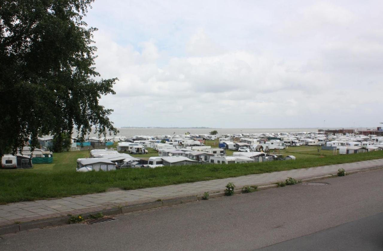 Haus Tapken Mit Meerblick Varel Esterno foto